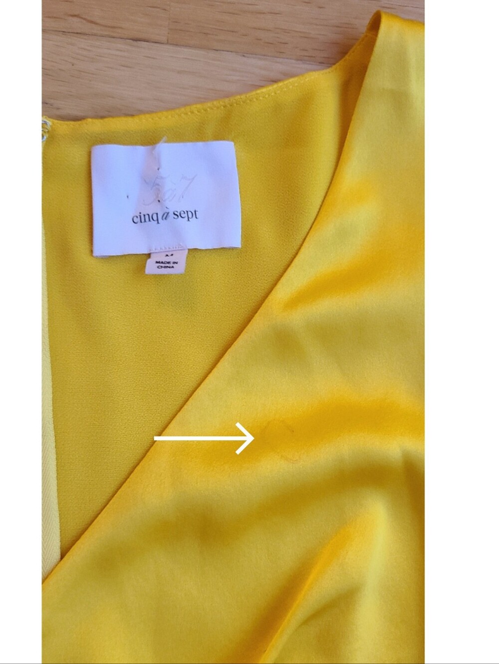 Cinq a Sept Marigold Yellow Silk Twist Front Flutter Sleeve Blouse Medium - Picture 7 of 9